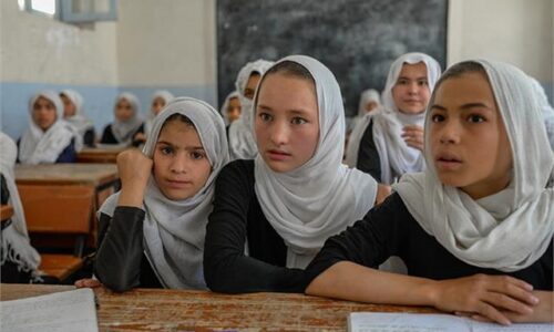 UN: Taliban attempting to exclude women, girls from public life