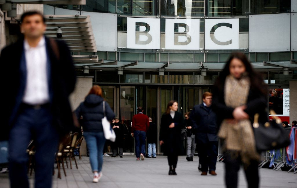 Taliban hits DW, BBC with broadcast bans in Afghanistan
