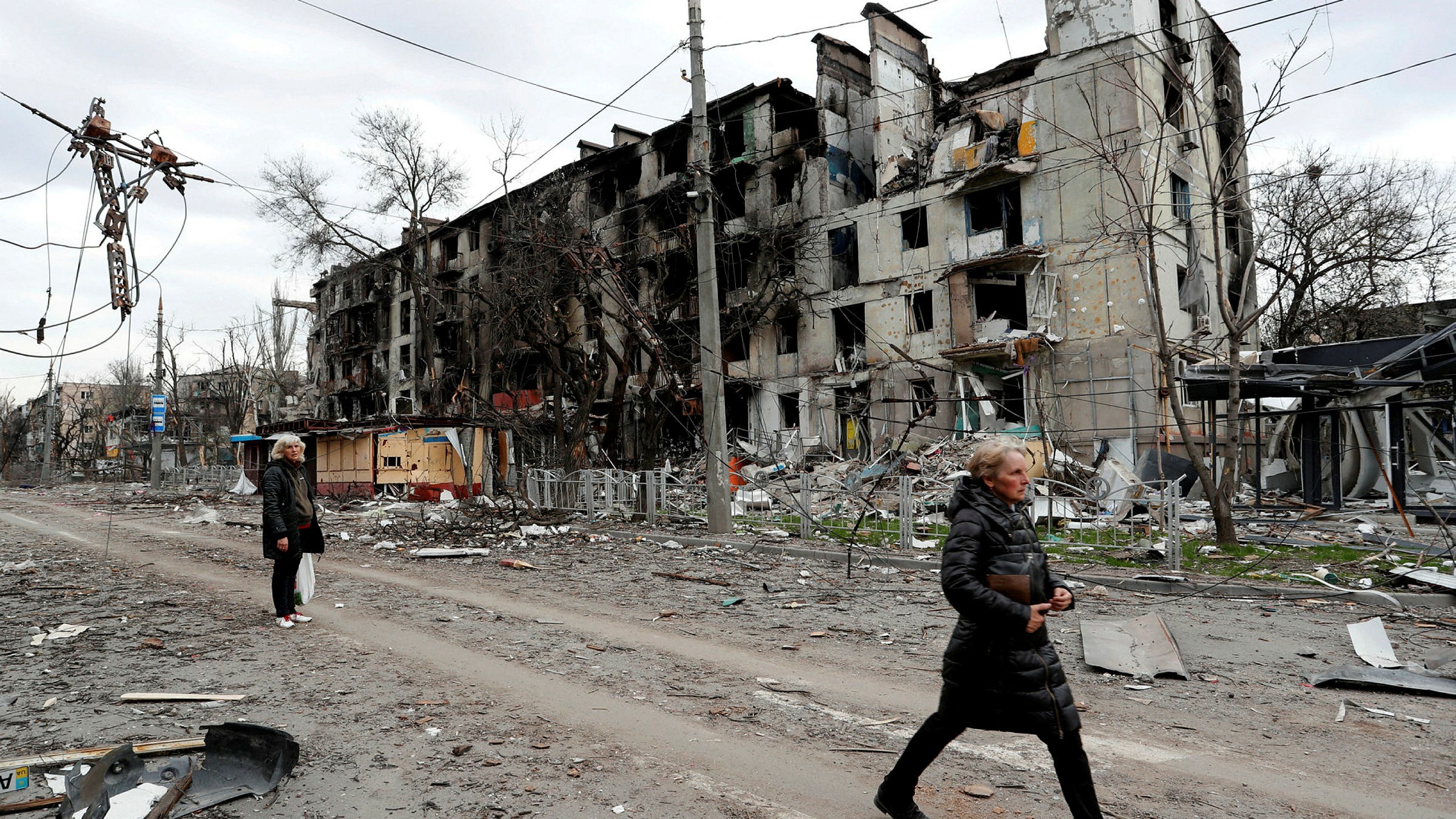 Russia-Ukraine live news: ‘10,000’ trapped in Severodonetsk