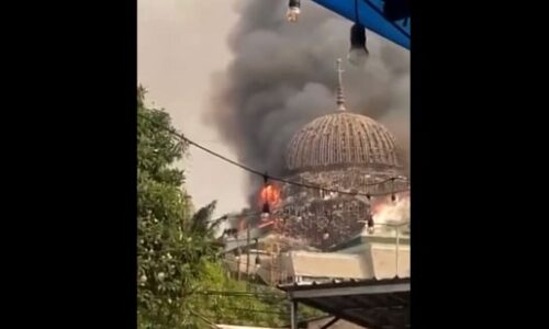 Dome of mosque in Indonesia collapses in massive fire