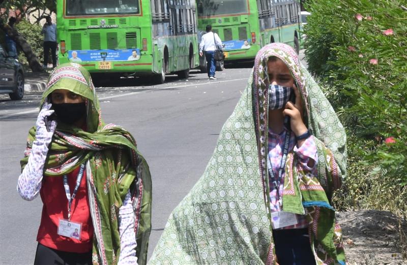 Asia Sizzles Under Severe April Heatwave As Record-Breaking Temperatures Grip India, China, Bangladesh, Thailand